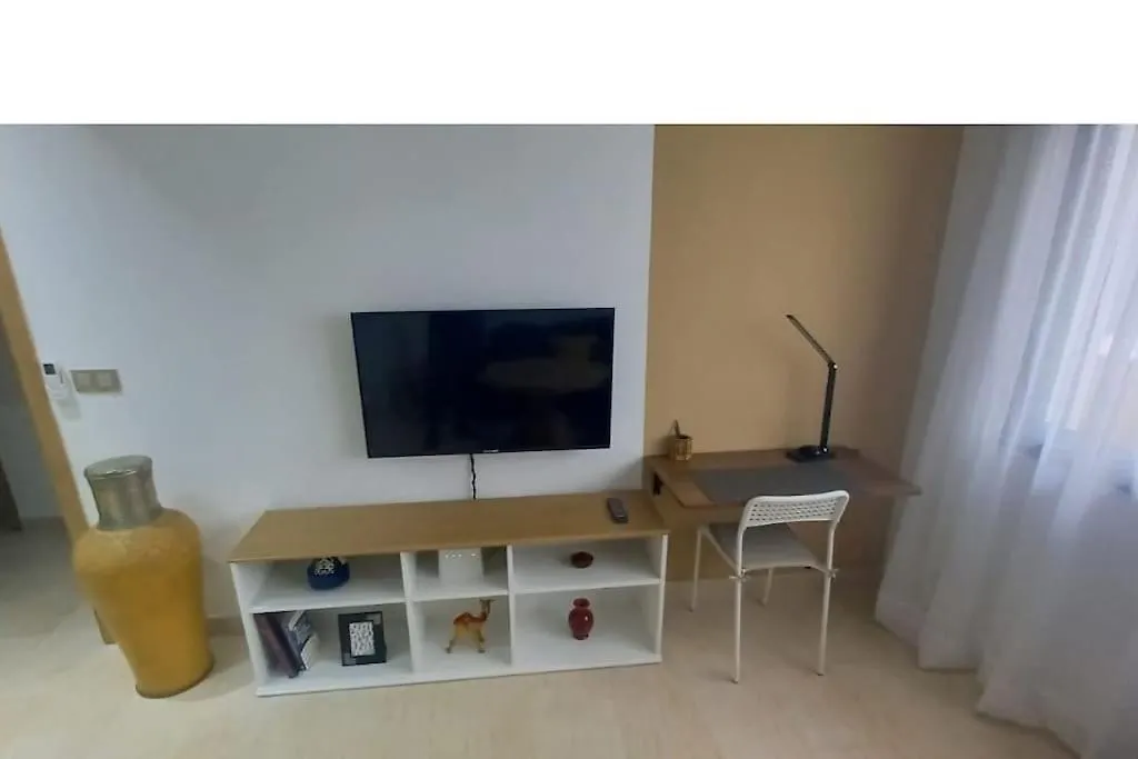Cozy One Bedroom Apartment - 5 Mints To Downtown Casablanca Marokko
